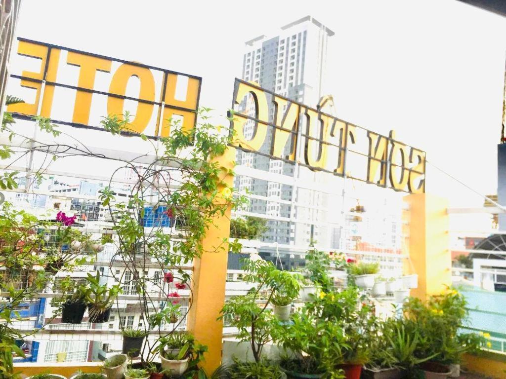 Son Tung - De Tham Street Hotel